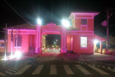 Centro de Reabilita&ccedil;&atilde;o participa da campanha Outubro Rosa em Casa Branca