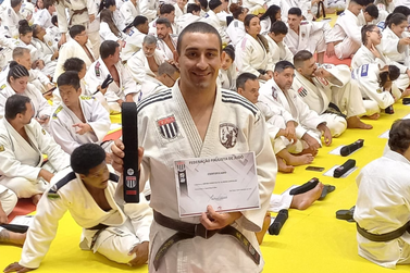 Sensei &Eacute;riton Carvalho &eacute; promovido a 2&ordm; Dan de faixa preta pela FPJud&ocirc;