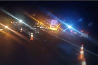 Acidente na SP-350 deixa duas v&iacute;timas fatais em Itobi