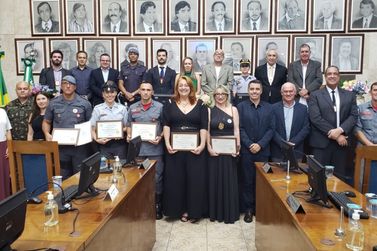 Ester Cruz e Andreia Noronha recebem honraria na regi&atilde;o
