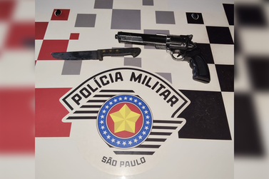 Homem &eacute; preso ap&oacute;s agress&atilde;o e amea&ccedil;a em Casa Branca