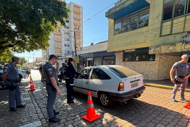 Opera&ccedil;&atilde;o Dire&ccedil;&atilde;o Segura fiscaliza 567 condutores em Casa Branca