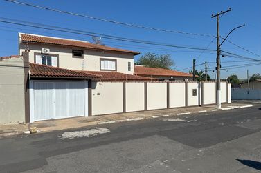 Casa &agrave; venda - 185m&sup2; - Jardim Maca&uacute;ba