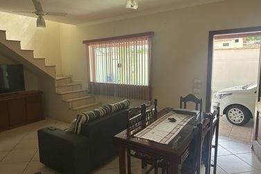 Casa &agrave; venda - 185m&sup2; - Jardim Maca&uacute;ba