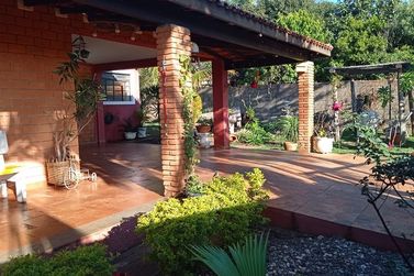 Ch&aacute;cara &agrave; venda - 470m&sup2; - Nazar&eacute;