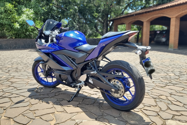 YAMAHA YZF