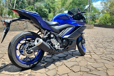 YAMAHA YZF