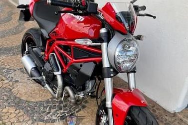 DUCATI MONSTER