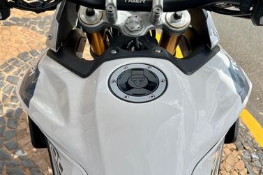TRIUMPH TIGER