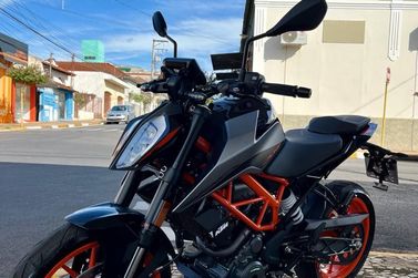 KTM DUKE