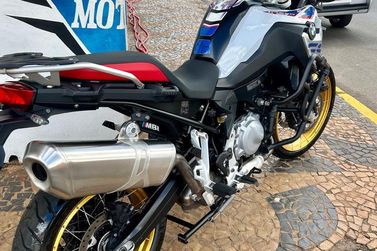 BMW F