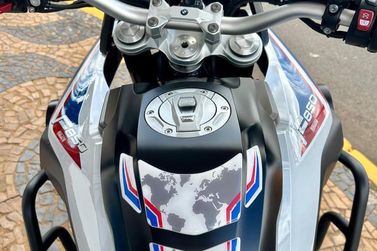 BMW F