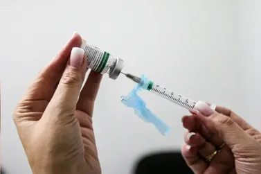 Vacinação contra a gripe começa hoje para 4,5 milhões de pessoas