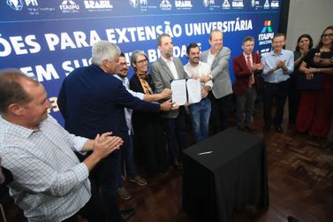Universidades estaduais e Itaipu fecham parceria para ações de sustentabilidade