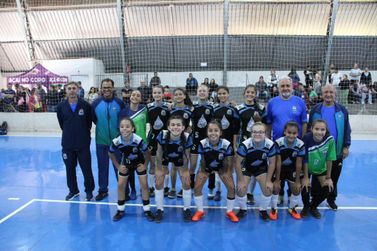 Time de Futsal feminino de Céu Azul é campeão dos jogos escolares na categoria B