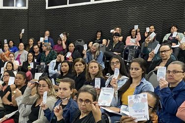 Confer&ecirc;ncia Municipal de Educa&ccedil;&atilde;o aconteceu nesta ter&ccedil;a-feira (14) em C&eacute;u Azul