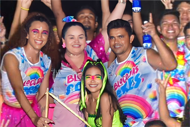 Bloco das Cores da Junina Arco-Íris do Cangaço é destaque no Carnaval 2024