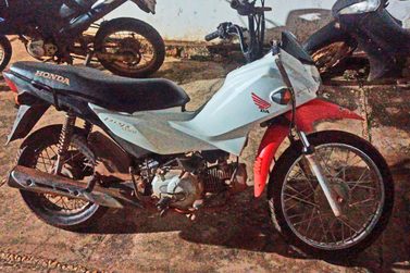 Motocicleta roubada no Piauí é recuperada pela Polícia Militar durante blitz