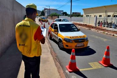 Baliza deixa de ser obrigat&oacute;ria em provas pr&aacute;ticas para tirar CNH