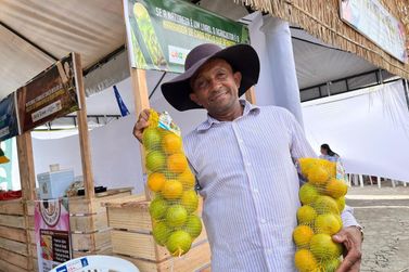 Estande da Agricultura &eacute; um dos principais destaques da Feira de Cultura e Arte