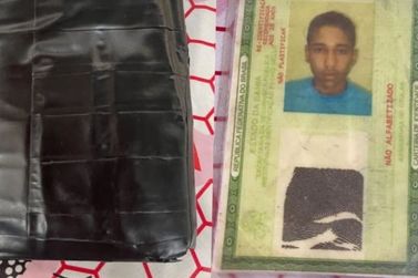 Carteira com documento &eacute; encontrada no centro de Conde