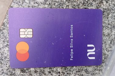 Cart&atilde;o do Nubank &eacute; encontrado no S&iacute;tio do Conde
