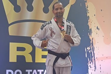 Atleta de Conde conquista ouro em competi&ccedil;&atilde;o de jiu-jitsu em Salvador
