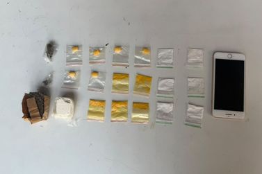 PM apreende drogas e conduz mulher suspeita de tr&aacute;fico em S&iacute;tio do Conde