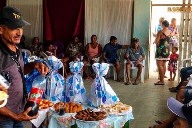 Sindicato celebra anivers&aacute;rio de Conde com sorteio de cestas b&aacute;sicas