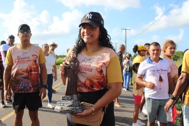 5&ordf; edi&ccedil;&atilde;o da Caminhada Franciscana re&uacute;ne f&eacute; e devo&ccedil;&atilde;o em percurso at&eacute; o S&iacute;tio do Conde