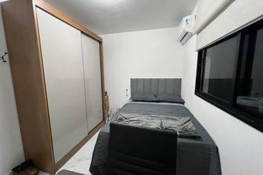 Apartamento &agrave; venda - 70m&sup2; - Costa Azul