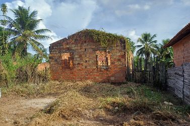 Terreno &agrave; venda - 14m&sup2; - Conde