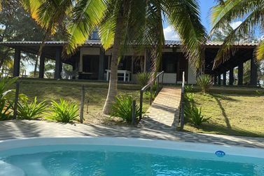 Ch&aacute;cara &agrave; venda - 300m&sup2; - Barra do Itariri