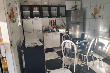 Casa &agrave; venda - 216m&sup2; - Sitio do Conde