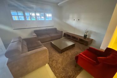 Casa &agrave; venda - 420m&sup2; - CENTRO