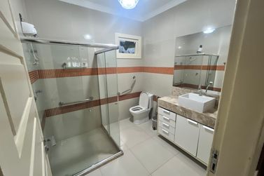 Casa &agrave; venda - 420m&sup2; - CENTRO