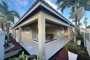 Casa &agrave; venda - 420m&sup2; - CENTRO