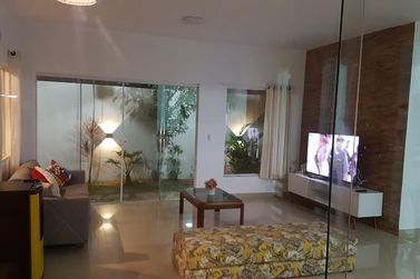 Casa &agrave; venda - 420m&sup2; - VILLA DO JACU&Iacute;PE