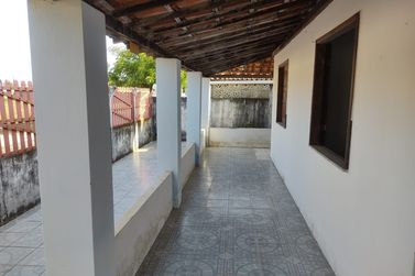 Casa &agrave; venda - 200m&sup2; - Sitio do conde 