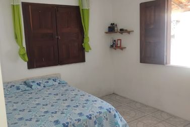Casa &agrave; venda - 200m&sup2; - Sitio do conde 