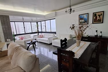 Apartamento &agrave; venda - 220m&sup2; - Pituba