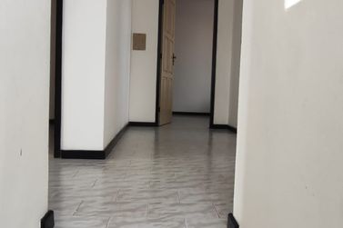 Casa &agrave; venda - 200m&sup2; - CENTRO