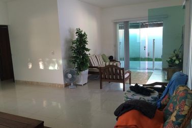 Casa &agrave; venda - 400m&sup2; - Sitio do Conde