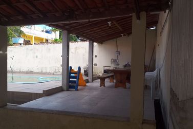 Casa &agrave; venda - 450m&sup2; - Centro