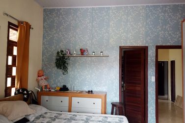 Casa &agrave; venda - 300m&sup2; - Centro