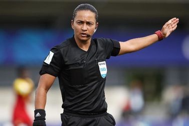 Árbitra de Goioerê vai apitar semifinal da Copa do Mundo de Futebol Feminino