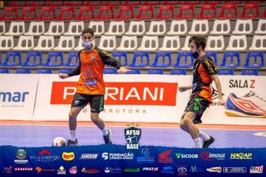 Cruzeirodoestano se destaca na equipe base da Associação de Futsal de Umuarama