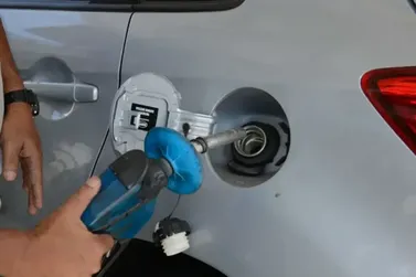 Pre&ccedil;os da gasolina e do g&aacute;s de cozinha sofrem reajuste; entenda o que muda