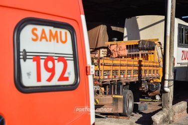 Trabalhador sofre esmagamento tor&aacute;cico em oficina &agrave;s margens da PR-323