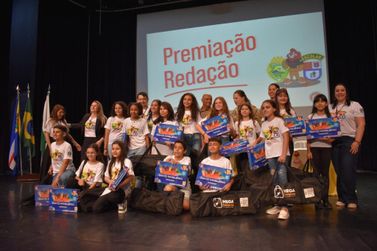 PROERD forma alunos da rede municipal em solenidade em Umuarama